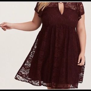 Torrid 4x Wine Short Sleeve Lace Babydoll Dress